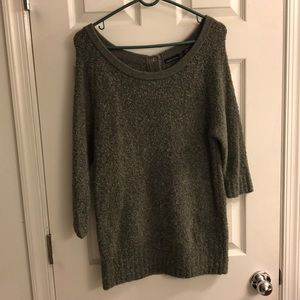 Gray/green 3/4 sleeve sweater
